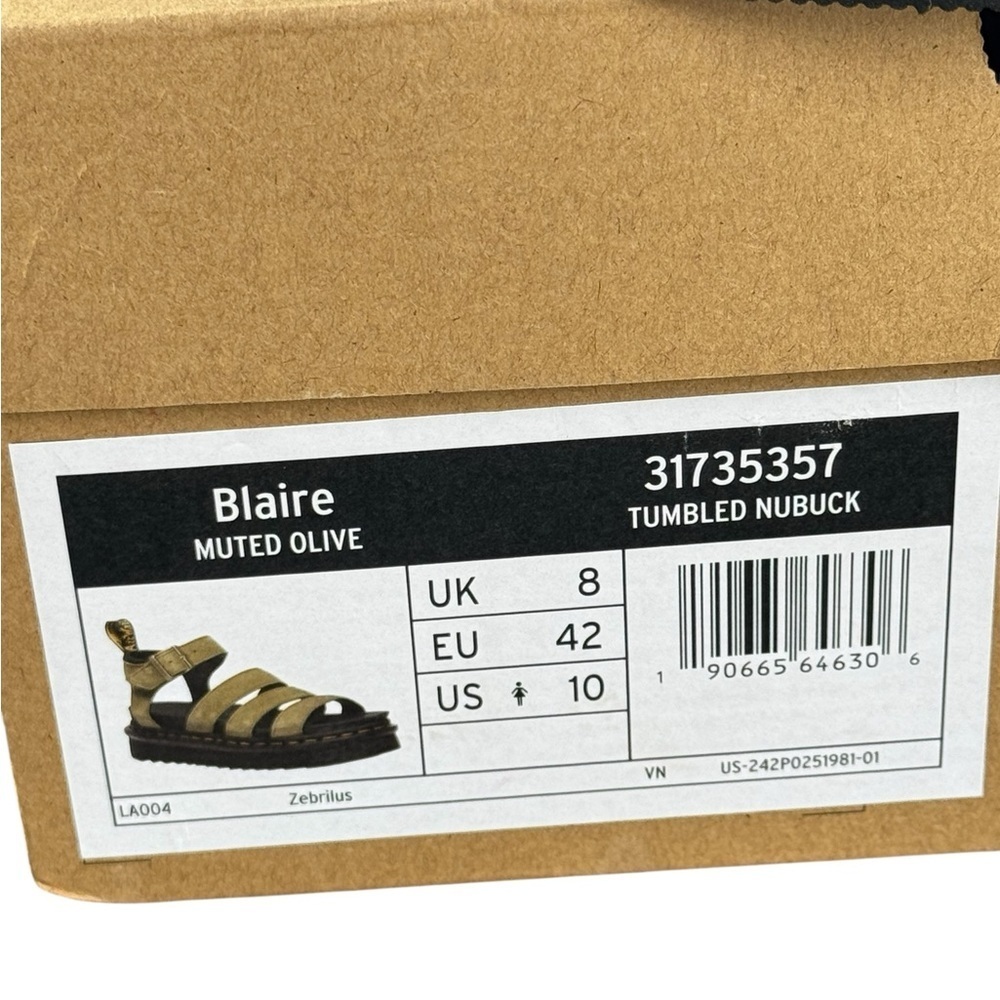 NIB DR Martens BLAIRE
TUMBLED
NUBUCK SANDALS - Picture 9 of 9